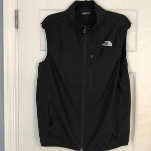 Men’s Northface vest